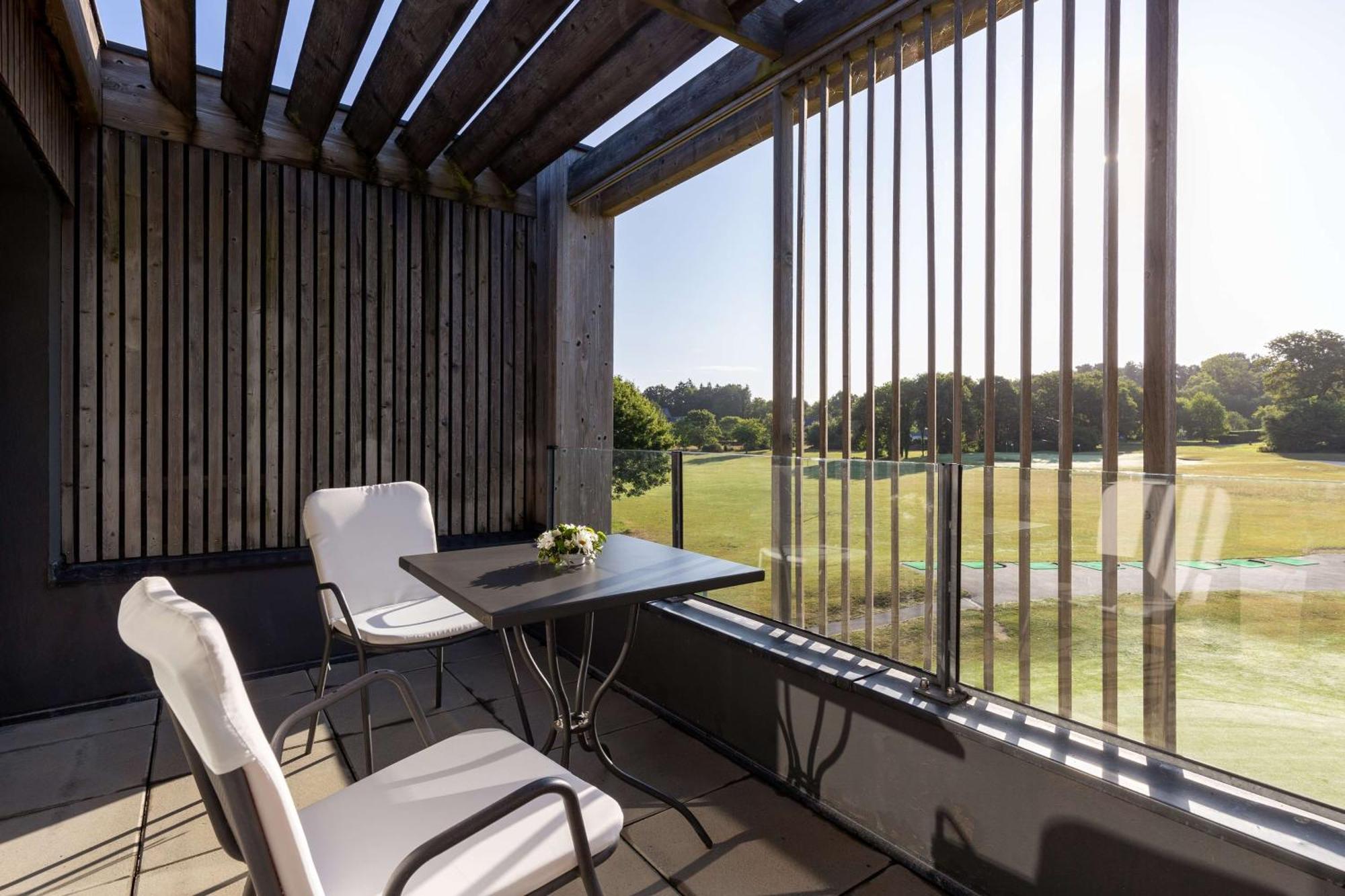 Best Western Plus Le Roi Arthur Hotel & Spa Ploërmel Exteriér fotografie